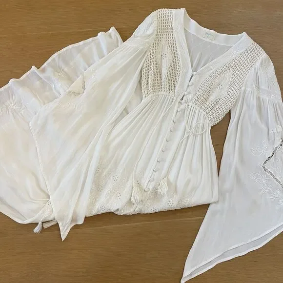 Women's Fillyboo Maternity Strawberry Fields Embroidered Maxi Dress - Picture 2 of 12